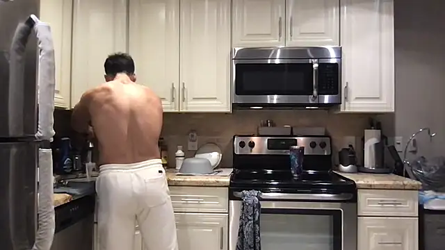 BigGuyMuscle online show from March 28, 11:50 pm