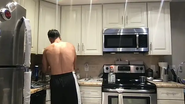 BigGuyMuscle online show from March 9, 6:55 pm