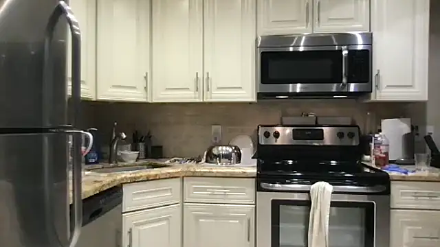 BigGuyMuscle online show from December 3, 10:31 pm