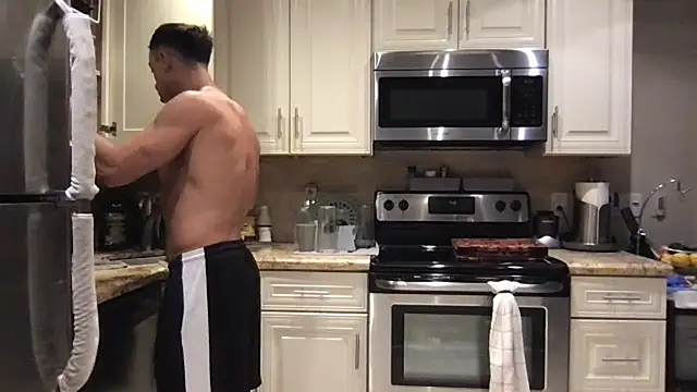 BigGuyMuscle online show from April 21, 2:25 am