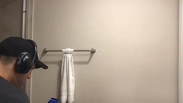 BigGuyMuscle online show from December 1, 1:06 am