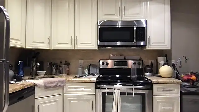 BigGuyMuscle online show from September 12, 9:25 pm