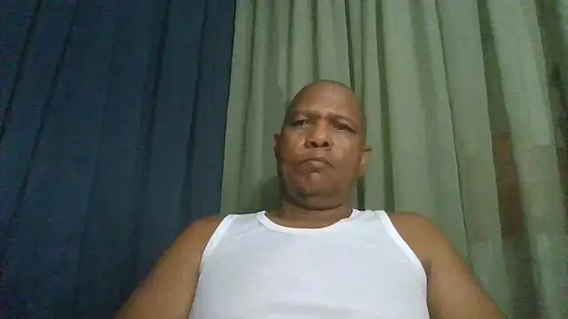 Snapshot of condor08750 chatting on July 19, 12:19 am condor08750 online show from July 19, 12:19 am