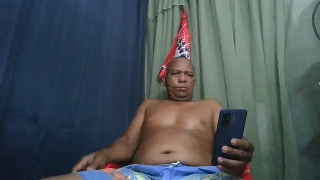 Snapshot of condor08750 chatting on June 16, 7:25 pm condor08750 online show from June 16, 7:25 pm