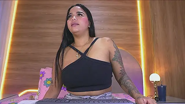 alexaa walker online show from February 27, 12:05 pm