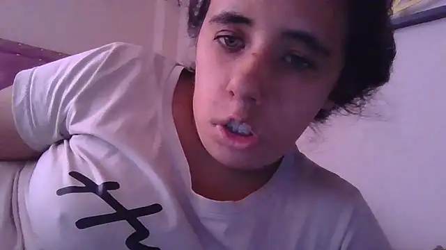 annarose19 online show from February 7, 6:38 pm