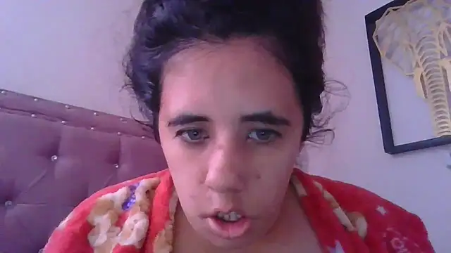 annarose19 online show from December 22, 7:03 pm