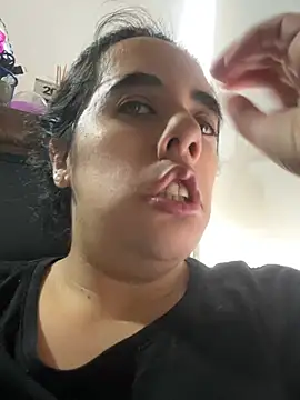 annarose19 online show from May 27, 8:27 pm
