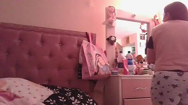 annarose19 online show from March 16, 4:43 pm