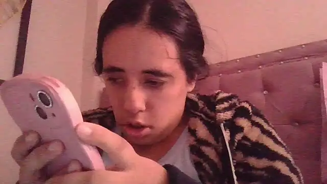 annarose19 online show from February 24, 7:15 pm