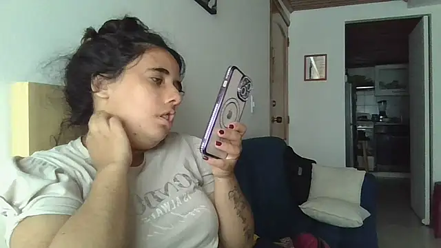 annarose19 online show from March 18, 3:13 pm