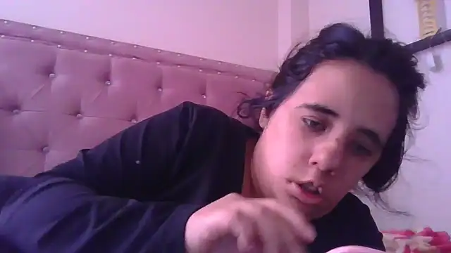 annarose19 online show from February 11, 5:35 pm