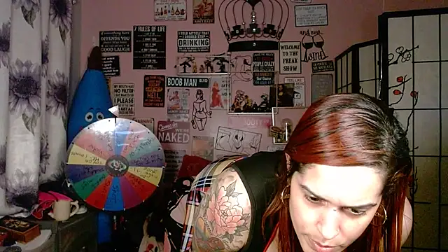 latinacubana online show from February 25, 4:56 am