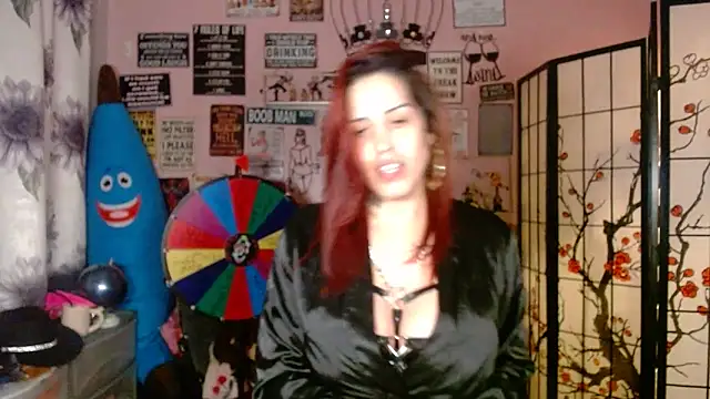 latinacubana online show from February 7, 6:21 am