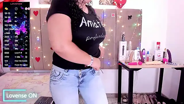 Snapshot of Zaly_mature chatting on November 4, 11:08 pm Zaly mature online show from November 4, 11:08 pm