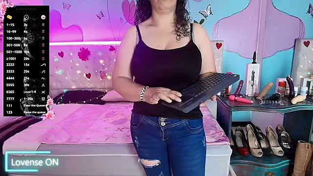 Zaly mature online show from July 2, 11:11 pm