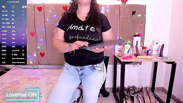 Snapshot of Zaly_mature chatting on November 19, 12:54 am Zaly mature online show from November 19, 12:54 am