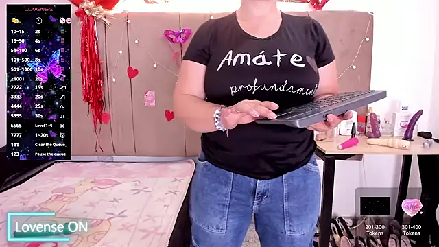 Zaly mature online show from October 17, 2:04 am