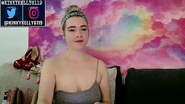 Snapshot of Kellylynn69 chatting on September 26, 1:45 am Kellylynn69 online show from September 26, 1:45 am