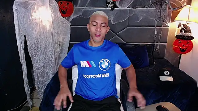 liam howard online show from October 30, 7:55 pm