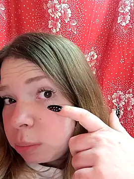 Zuli Kiska online show from March 13, 6:57 pm