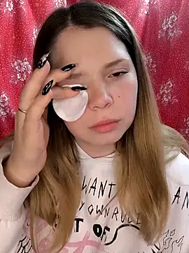 Zuli Kiska online show from March 23, 7:14 pm