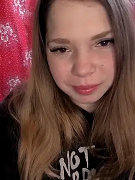 Zuli Kiska online show from February 4, 10:05 pm