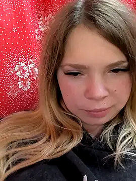 Zuli Kiska online show from October 27, 8:37 am