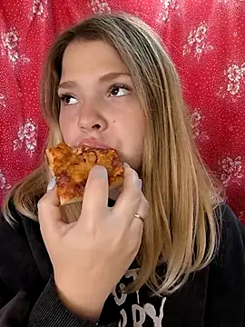 Zuli Kiska online show from October 15, 6:33 am