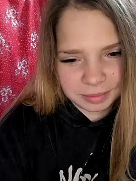 Zuli Kiska online show from November 10, 10:42 am