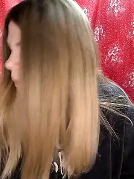 Zuli Kiska online show from March 7, 7:30 pm