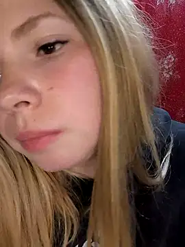 Zuli Kiska online show from October 8, 8:20 pm