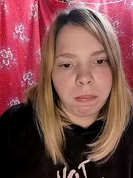 Zuli Kiska online show from March 7, 9:27 pm