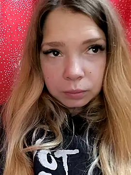 Zuli Kiska online show from December 1, 8:04 am