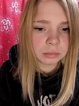 Zuli Kiska online show from February 26, 9:20 pm