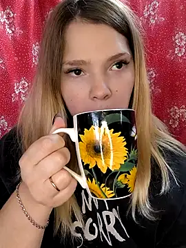 Zuli Kiska online show from November 15, 12:20 pm