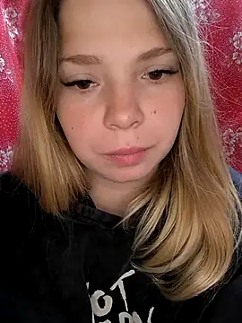 Zuli Kiska online show from September 29, 11:27 am