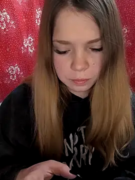 Zuli Kiska online show from March 6, 8:37 pm