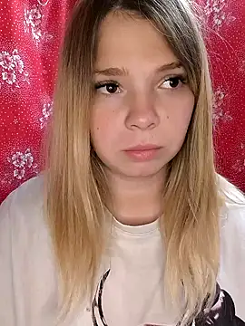 Zuli Kiska online show from September 12, 12:05 pm