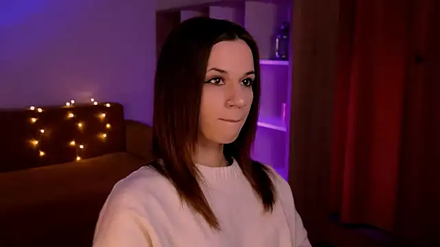 ItsAlisia online show from November 30, 6:36 am