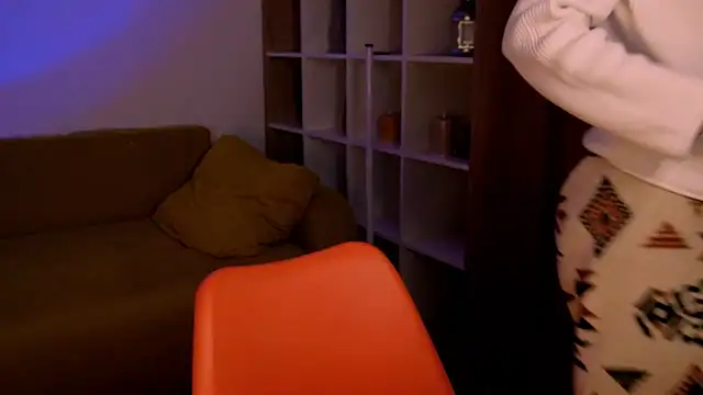 ItsAlisia online show from February 19, 1:41 pm