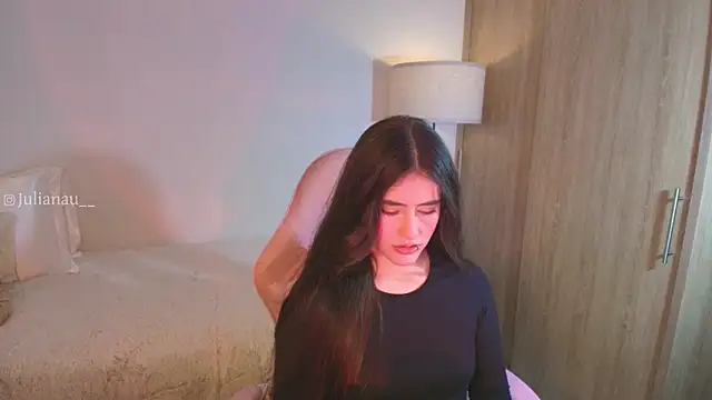 iriswest  online show from November 9, 11:20 pm