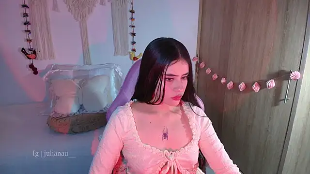 iriswest  online show from April 1, 12:46 am