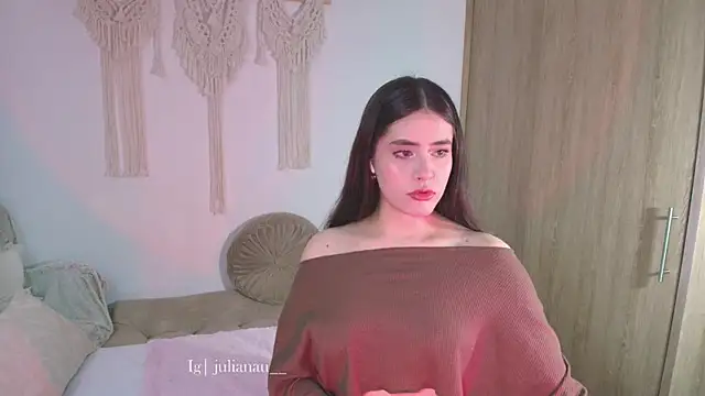 iriswest  online show from July 26, 3:57 am