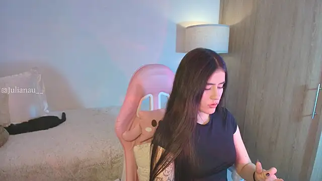 iriswest  online show from November 12, 12:04 am