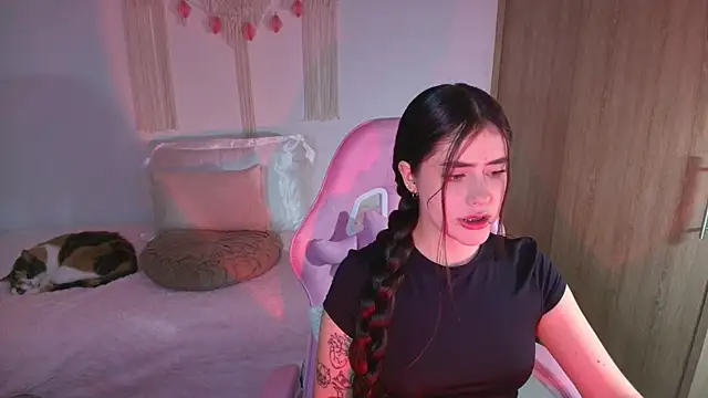 iriswest  online show from February 19, 12:51 am