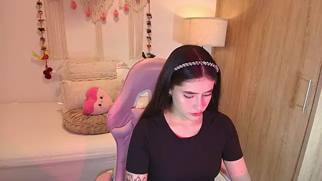 iriswest  online show from February 7, 12:07 am