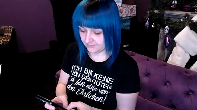 beauty-of-pain online show from December 22, 6:52 pm