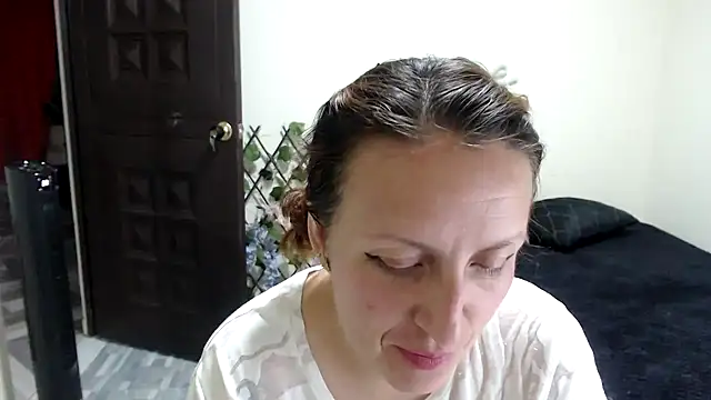 Snapshot of kittykalor09 chatting on July 3, 1:56 am kittykalor09 online show from July 3, 1:56 am