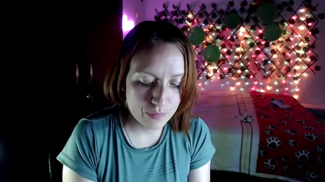 kittykalor09 online show from March 20, 1:28 am